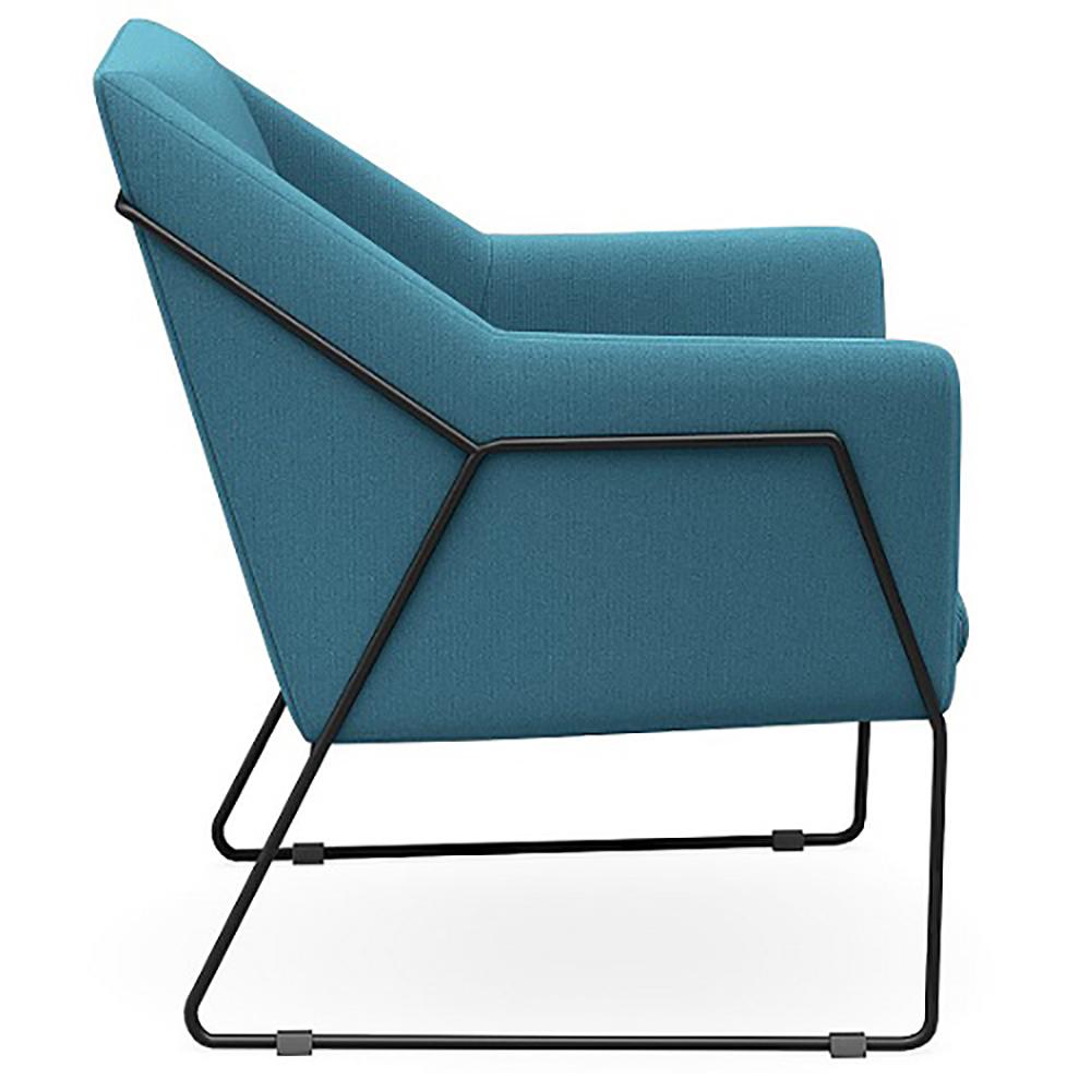 Eadu Visitor Chair