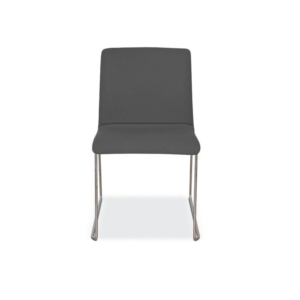 Plyhi Chair