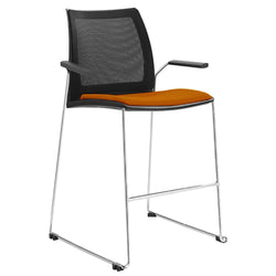 products/vinn-mesh-back-caf_-stool-with-arms-vinn-mbu-sta-amber_d39851af-692c-4e64-8366-e15e77cd5560.jpg