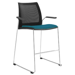 products/vinn-mesh-back-caf_-stool-with-arms-vinn-mbu-sta-manta_c02fc167-b29f-446b-a49e-31e4387cefe2.jpg